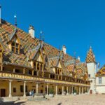 Hospices de Beaune : visite, œuvres et vente des vins en Bourgogne